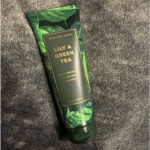 Bath & Body Works - Body Cream